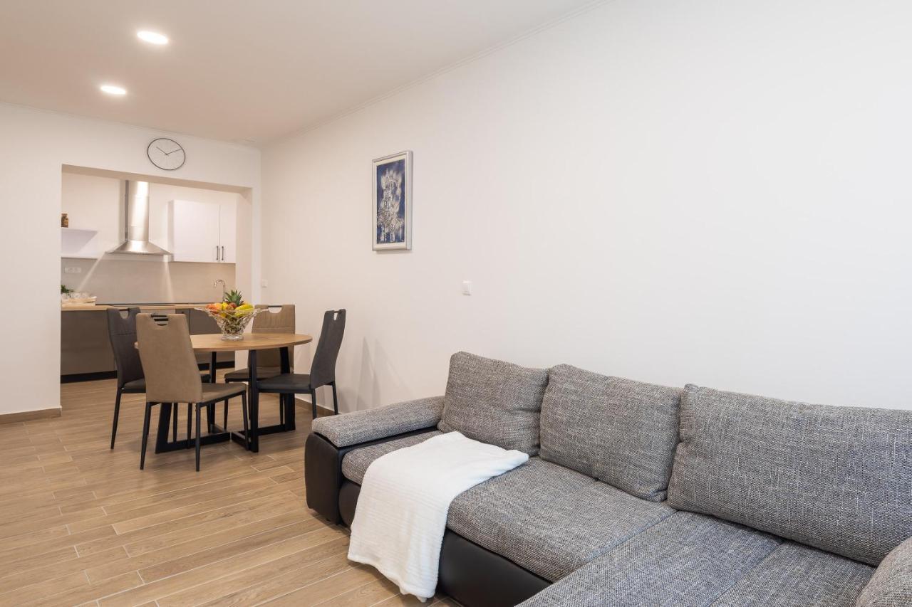 Direct Beach Apartments 耶塞尼采 外观 照片